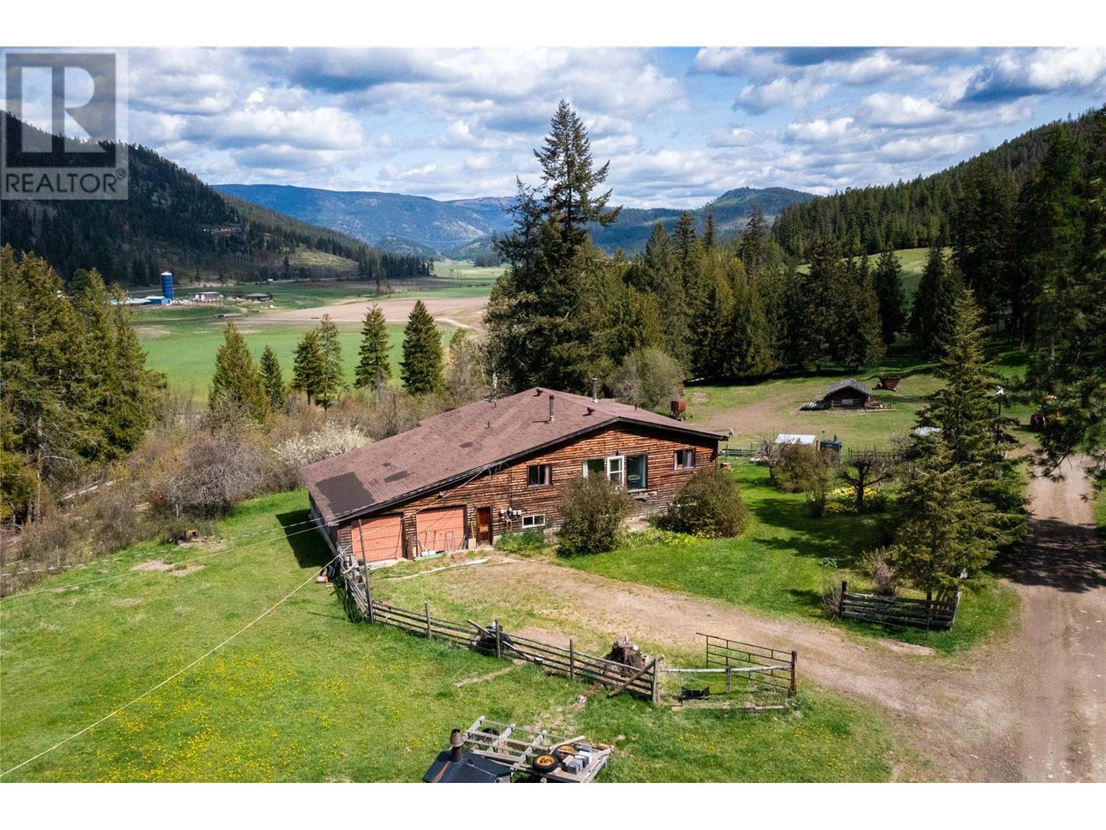  102 Gibson Road, Lumby