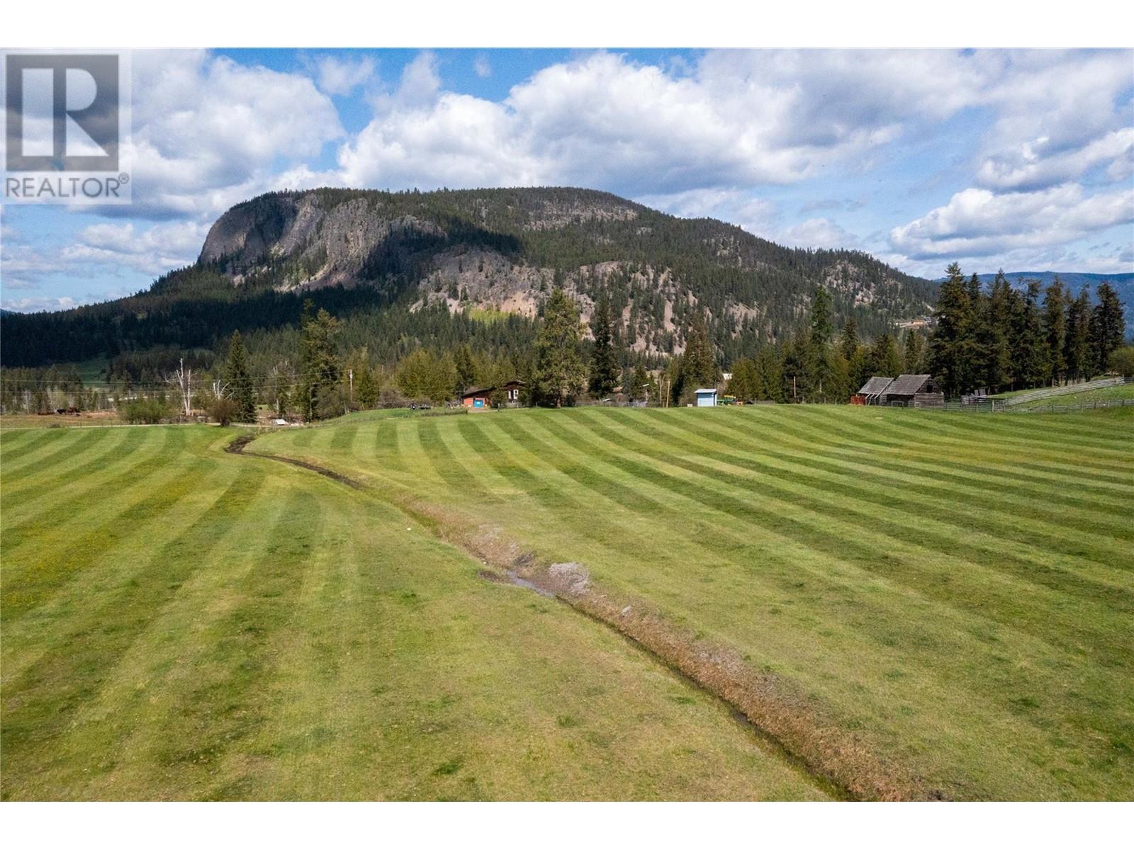  102 Gibson Road, Lumby