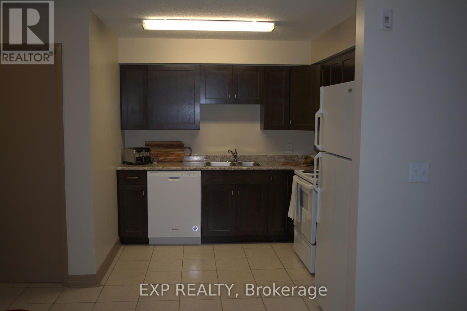 Photo 4 of 102 271 Lester Street, Waterloo ON