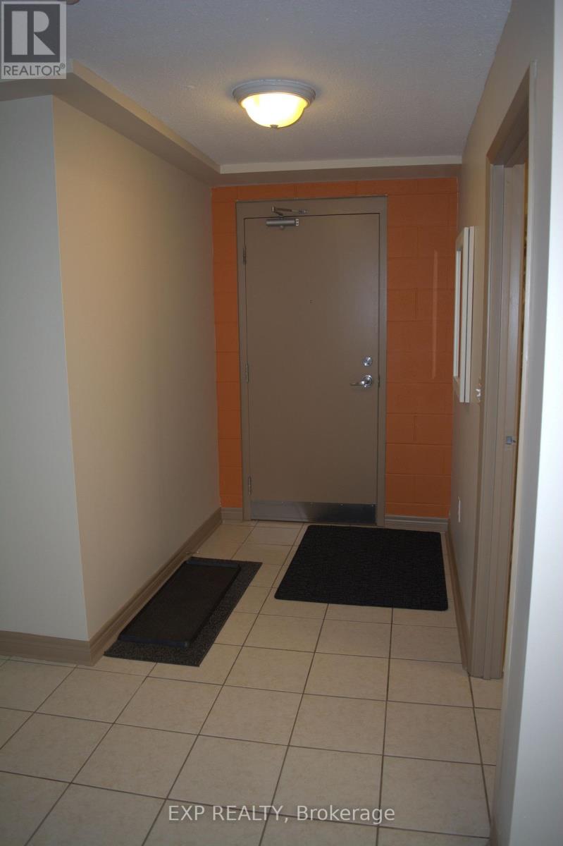 Photo 8 of 102 271 Lester Street, Waterloo ON