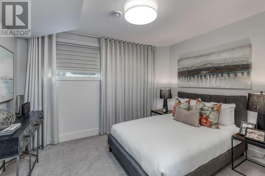 10 Bow Ridge Crescent, Cochrane
