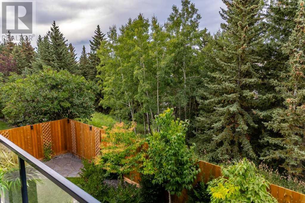 10 Bow Ridge Crescent, Cochrane