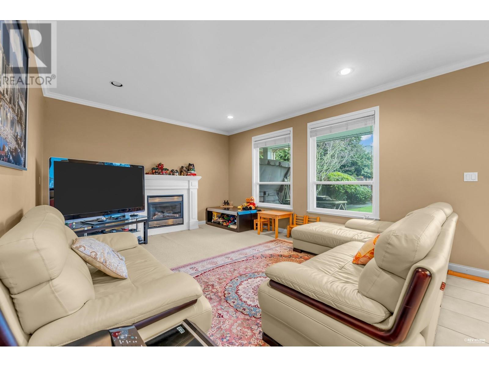 3673 LOCKHART Road, Richmond