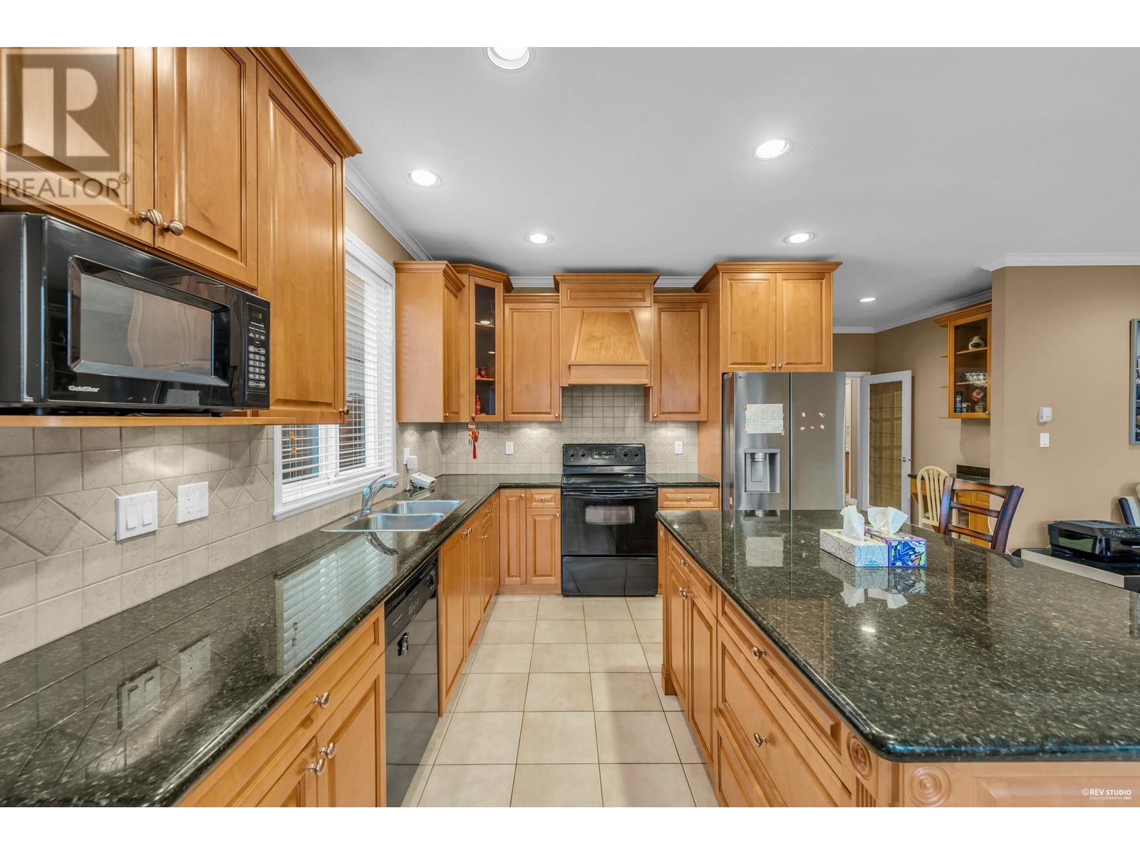 3673 LOCKHART Road, Richmond