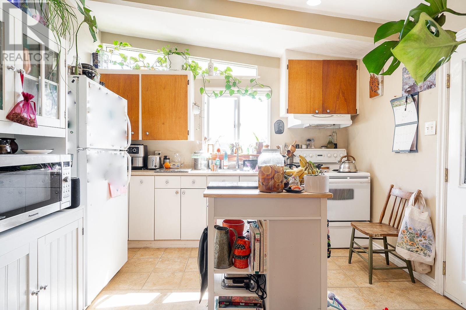 642 LOWER CRESCENT, Squamish real estate listing R2998423