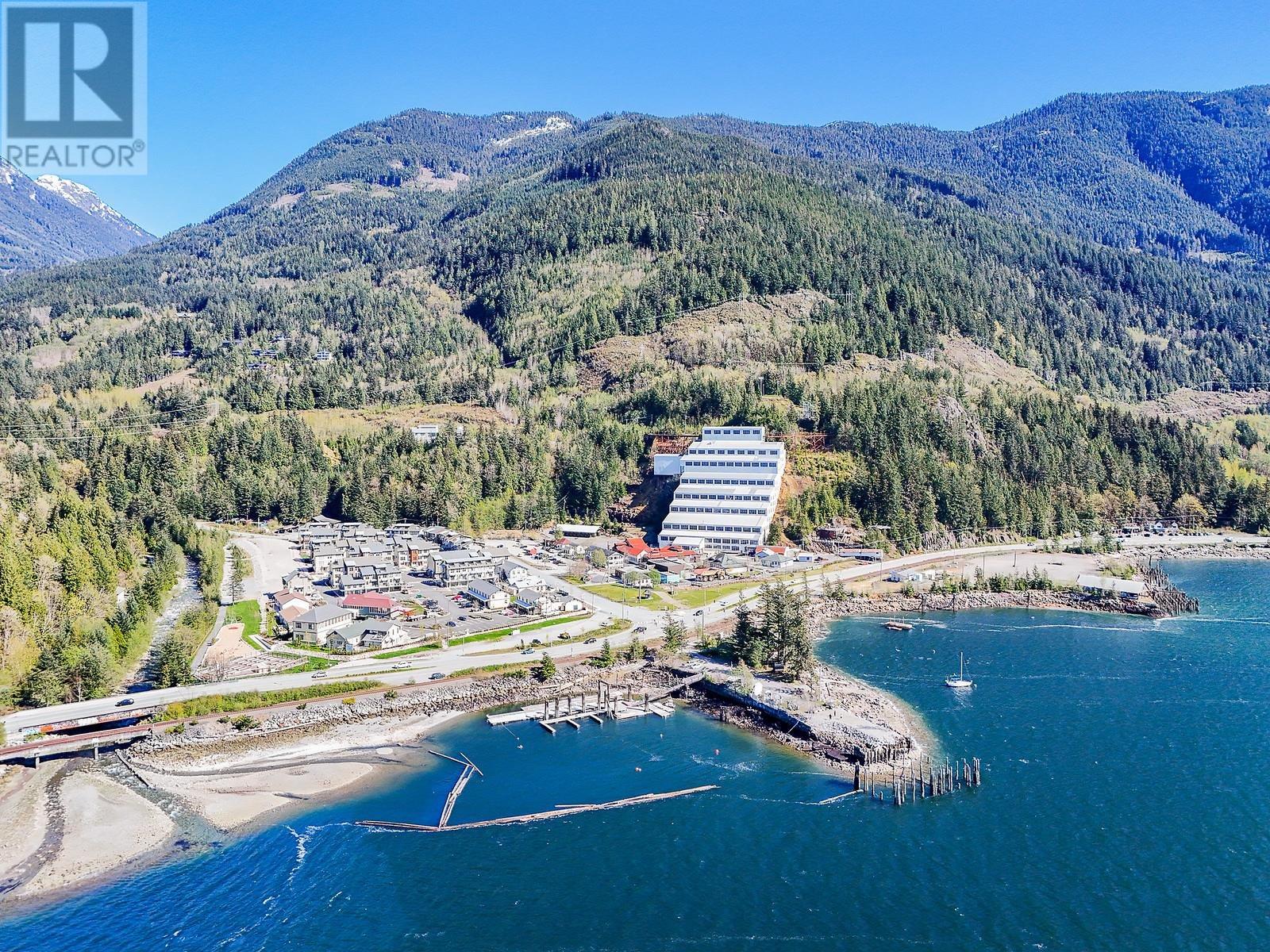 642 LOWER CRESCENT, Squamish real estate listing R2998423