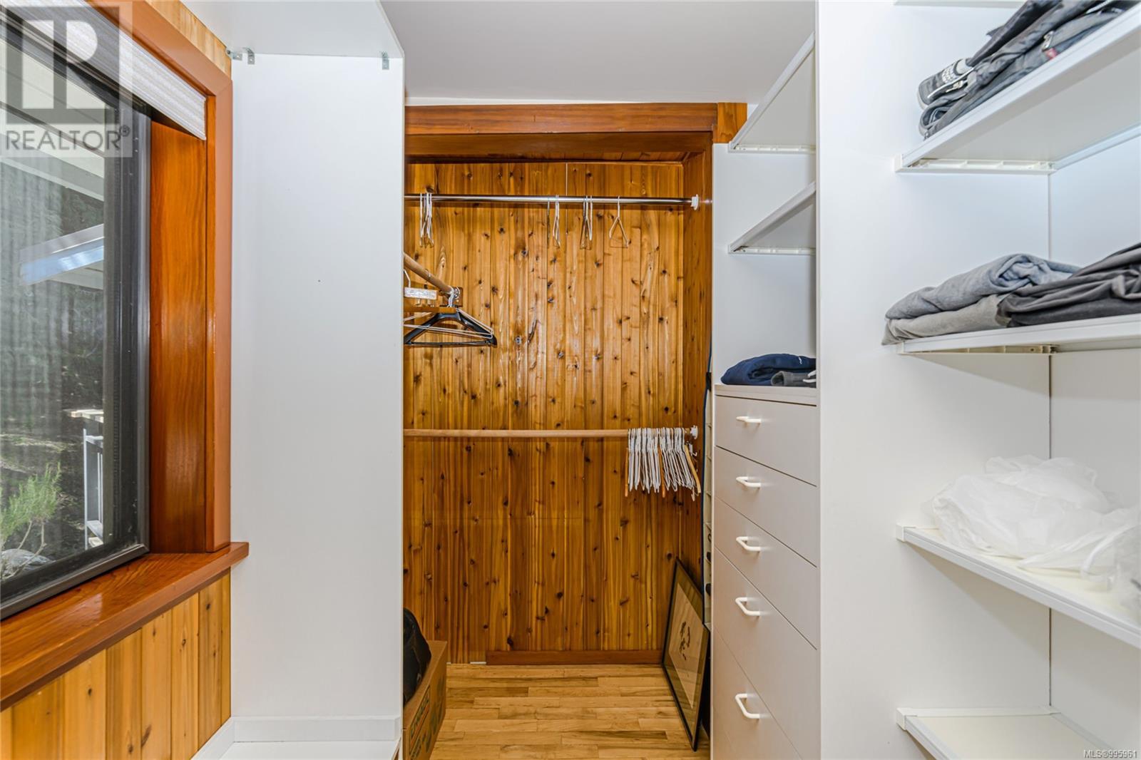 234 Wilkie Way, Salt Spring