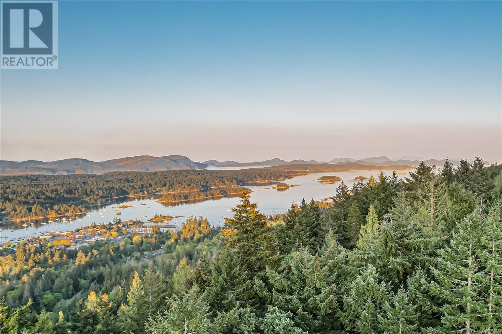 234 Wilkie Way, Salt Spring