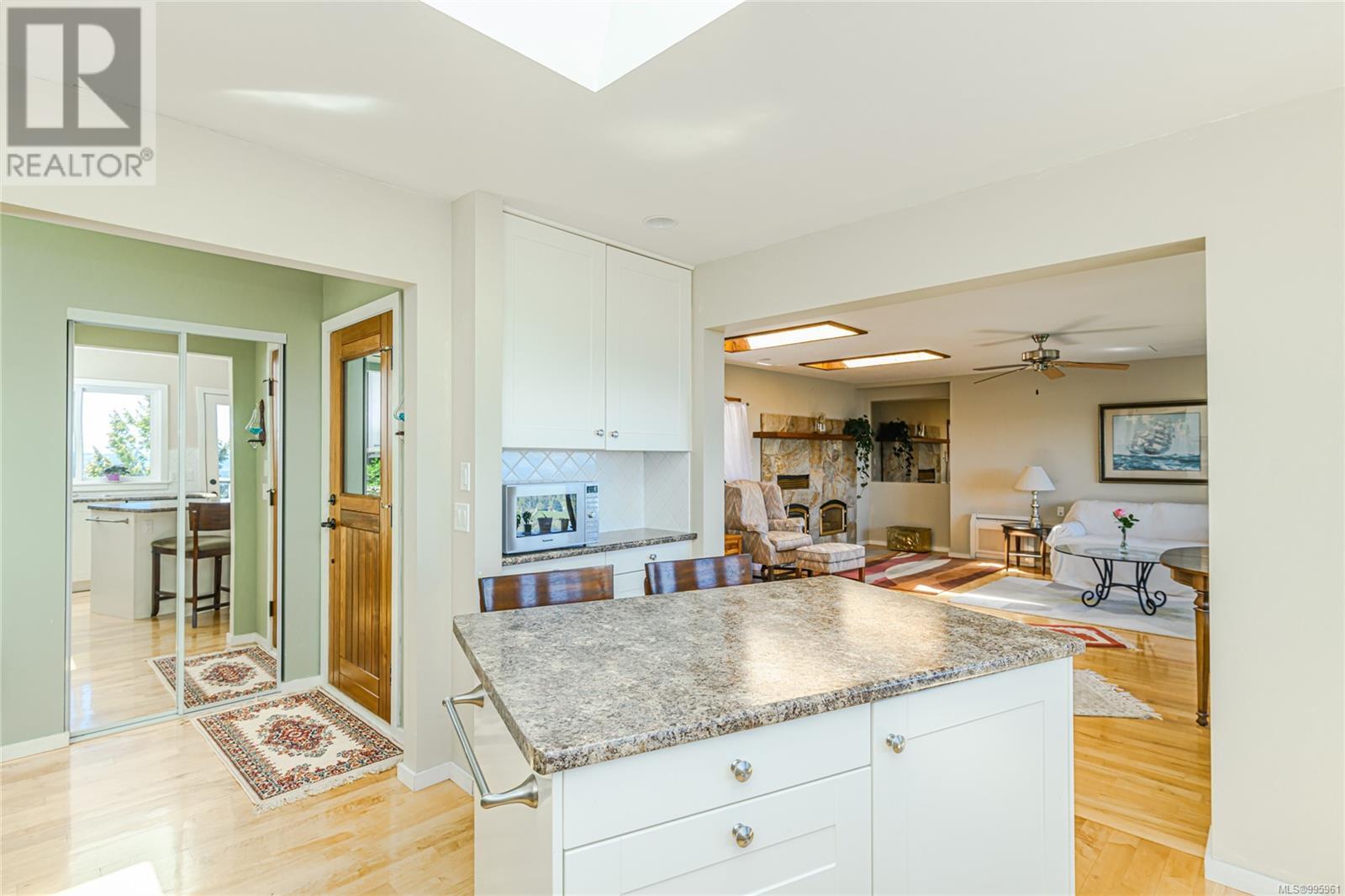 234 Wilkie Way, Salt Spring