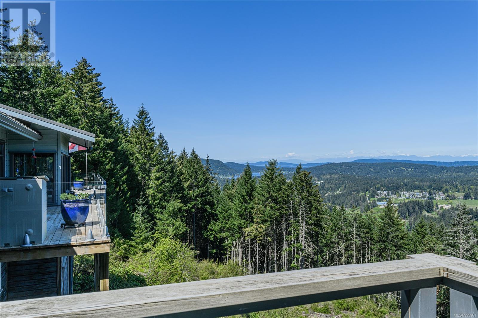 234 Wilkie Way, Salt Spring
