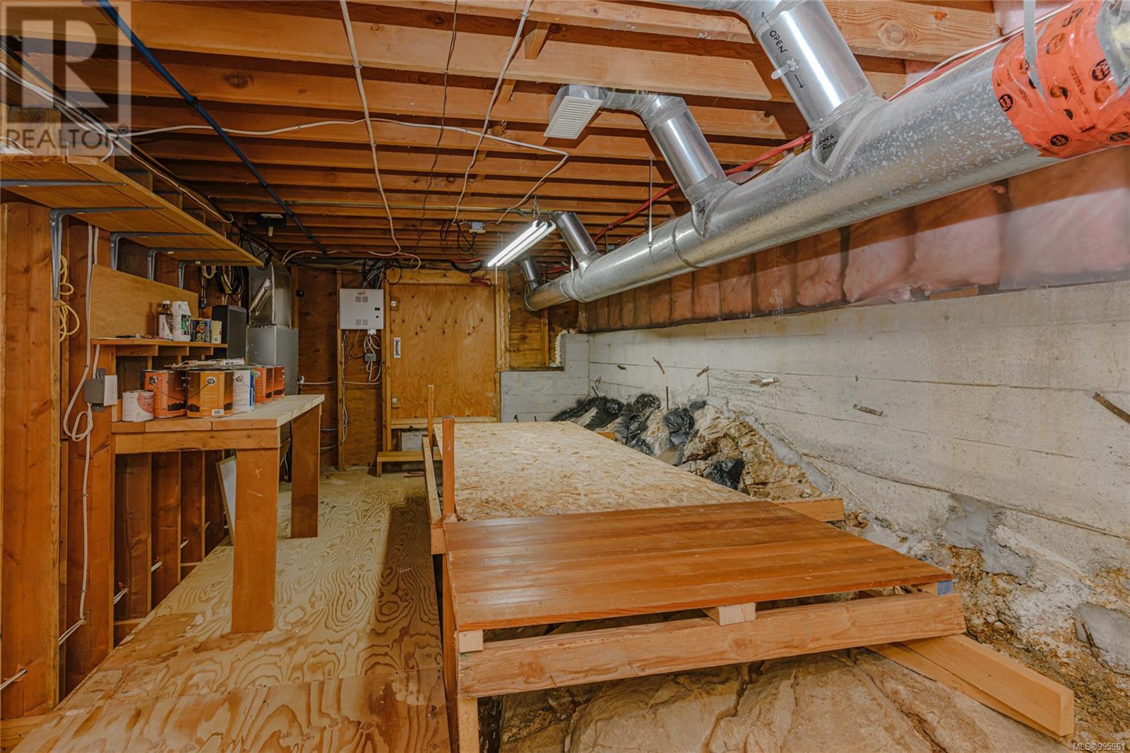 234 Wilkie Way, Salt Spring