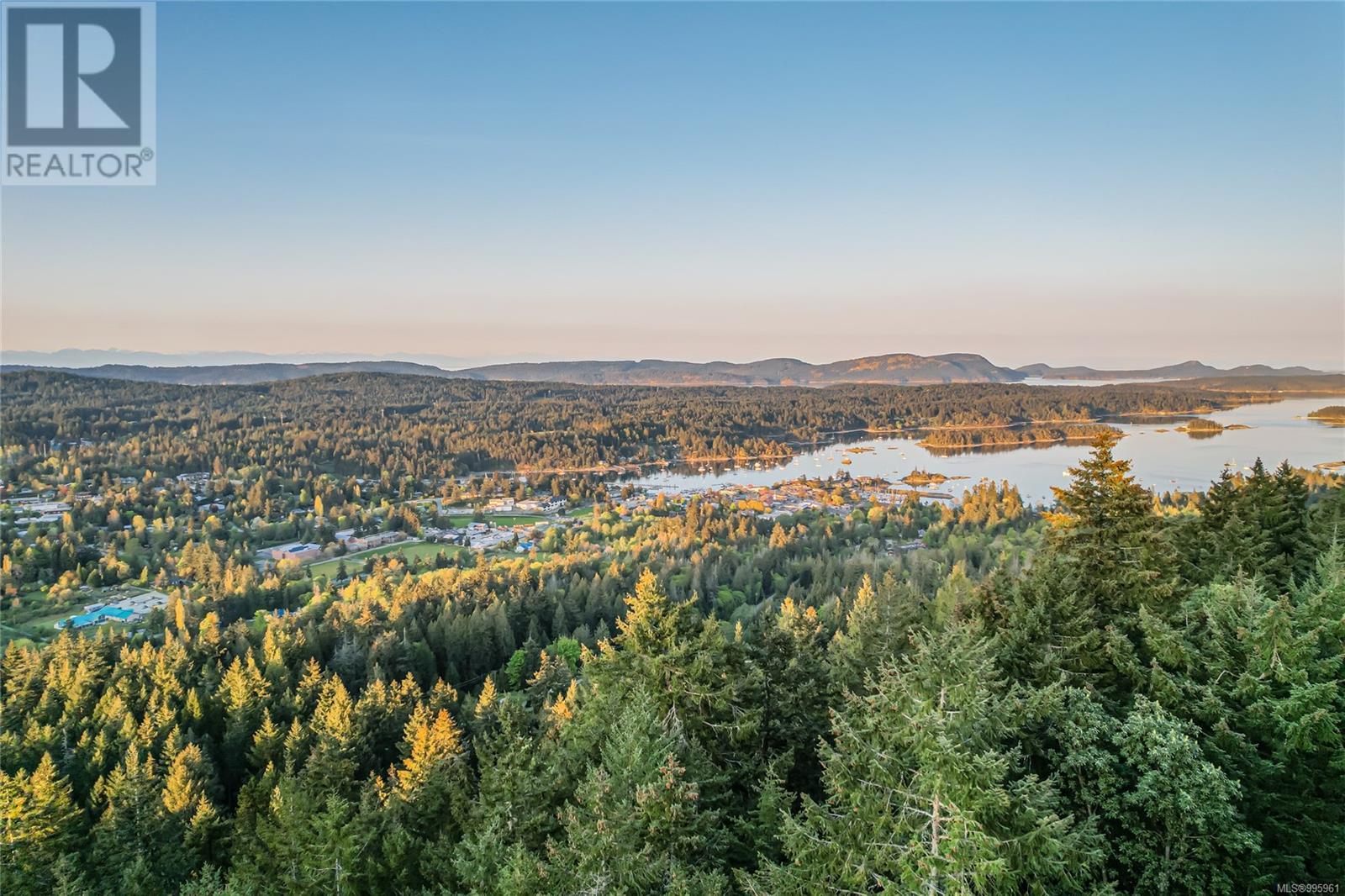 234 Wilkie Way, Salt Spring