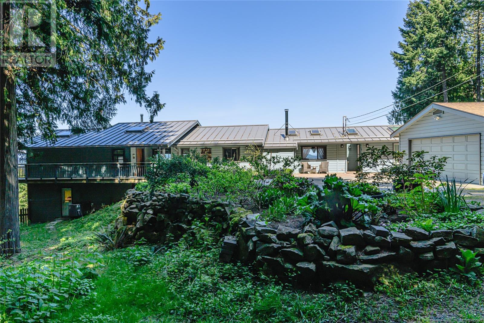 234 Wilkie Way, Salt Spring