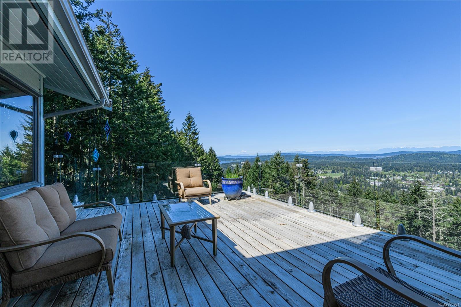234 Wilkie Way, Salt Spring