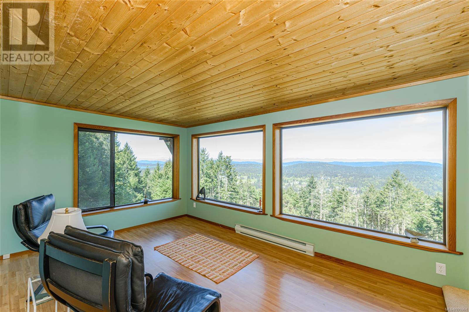 234 Wilkie Way, Salt Spring