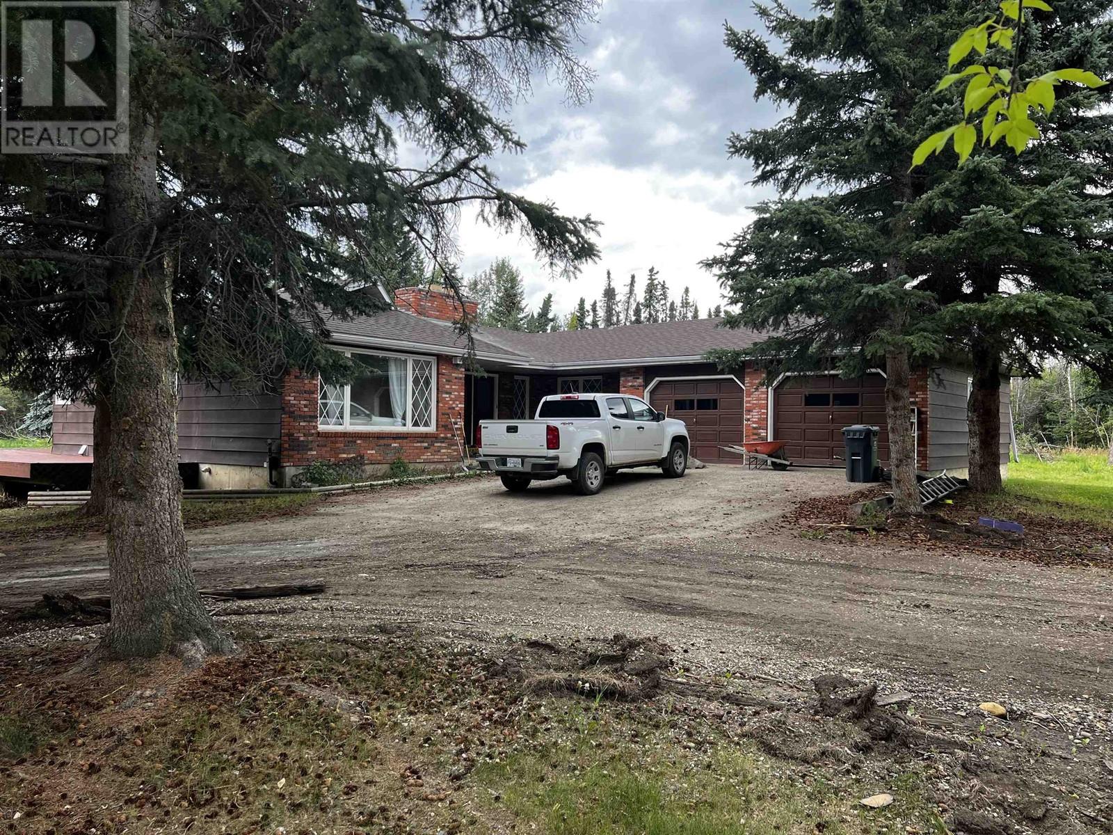 Photo 2 of 10412 Northern Lights Drive, Fort St John BC