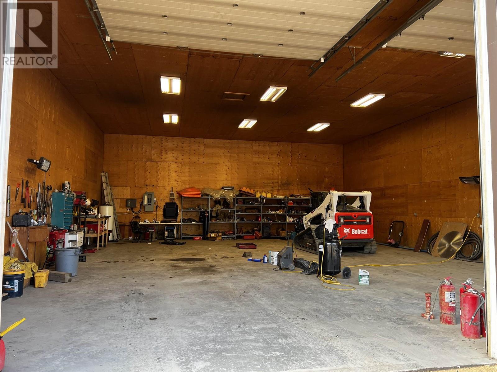 10412 NORTHERN LIGHTS DRIVE, Fort St. John