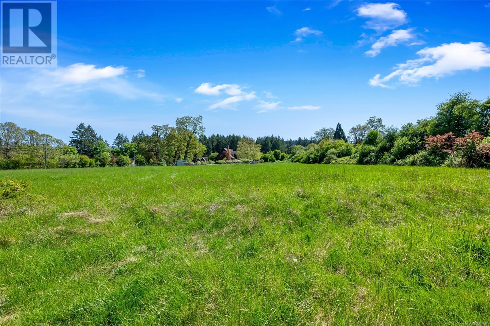 Photo 33 of 6364 Deykin Ave, Duncan BC