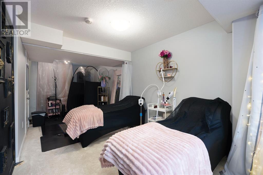 14, 400 Sparrow Hawk Drive, Fort McMurray, Alberta