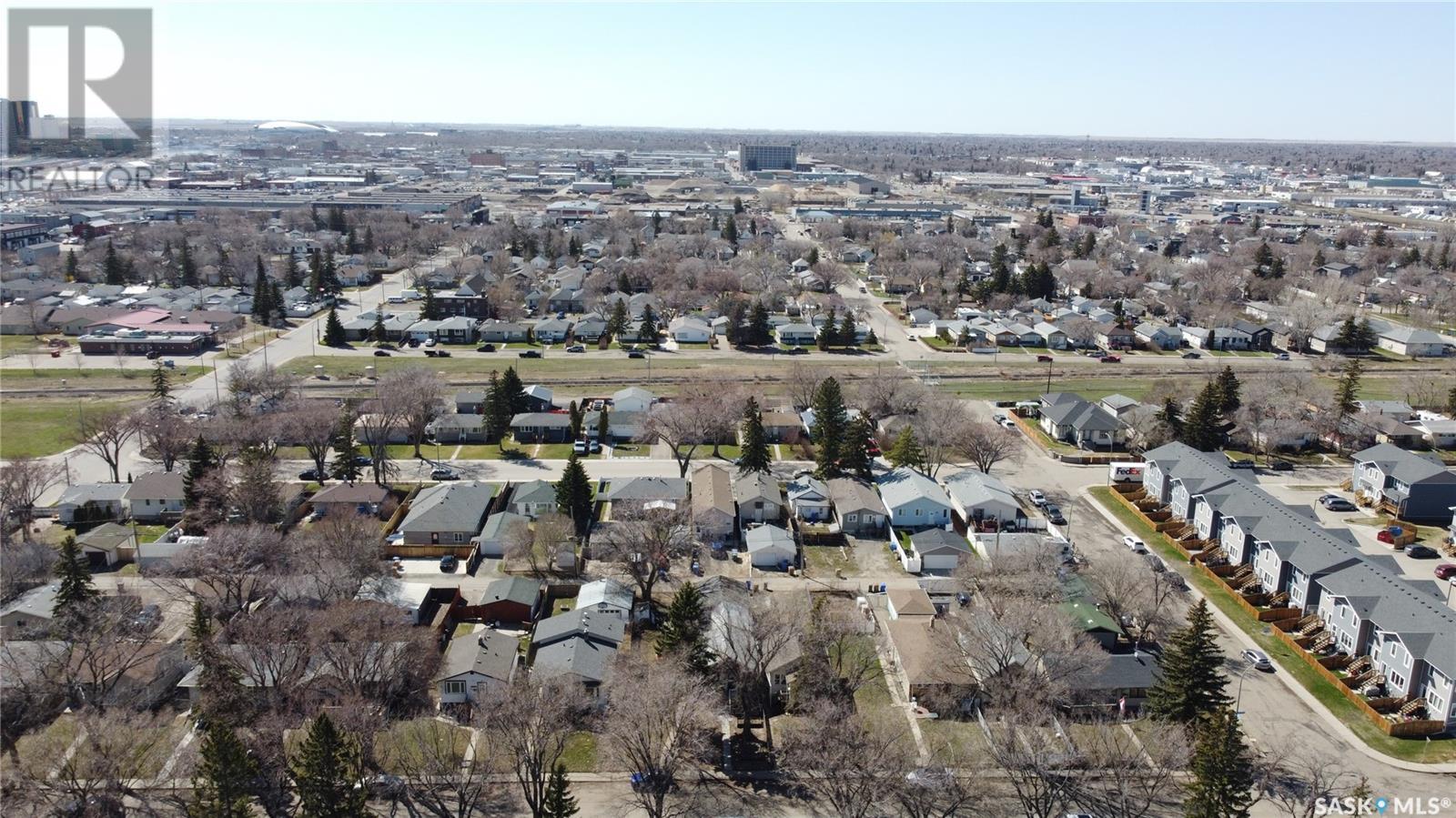 Photo 4 of 1124 Elliott Street, Regina SK