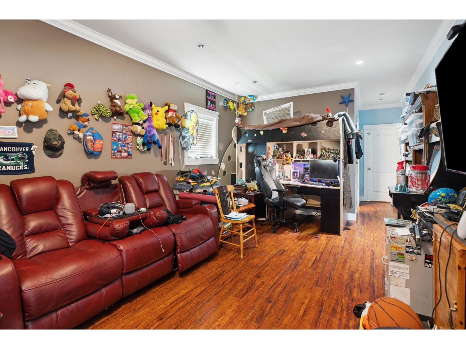 Photo 31 of 32577 Mitchell Avenue, Mission BC