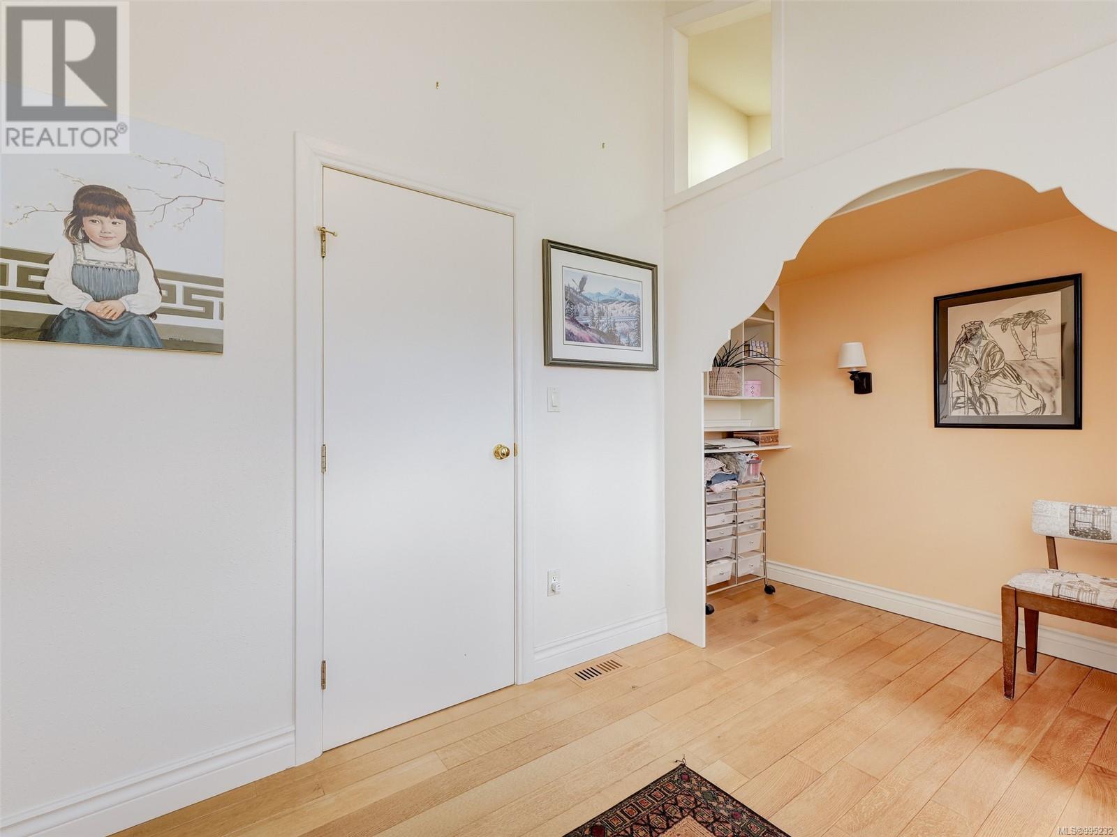 956 Cherry Point Rd, Cowichan Bay
