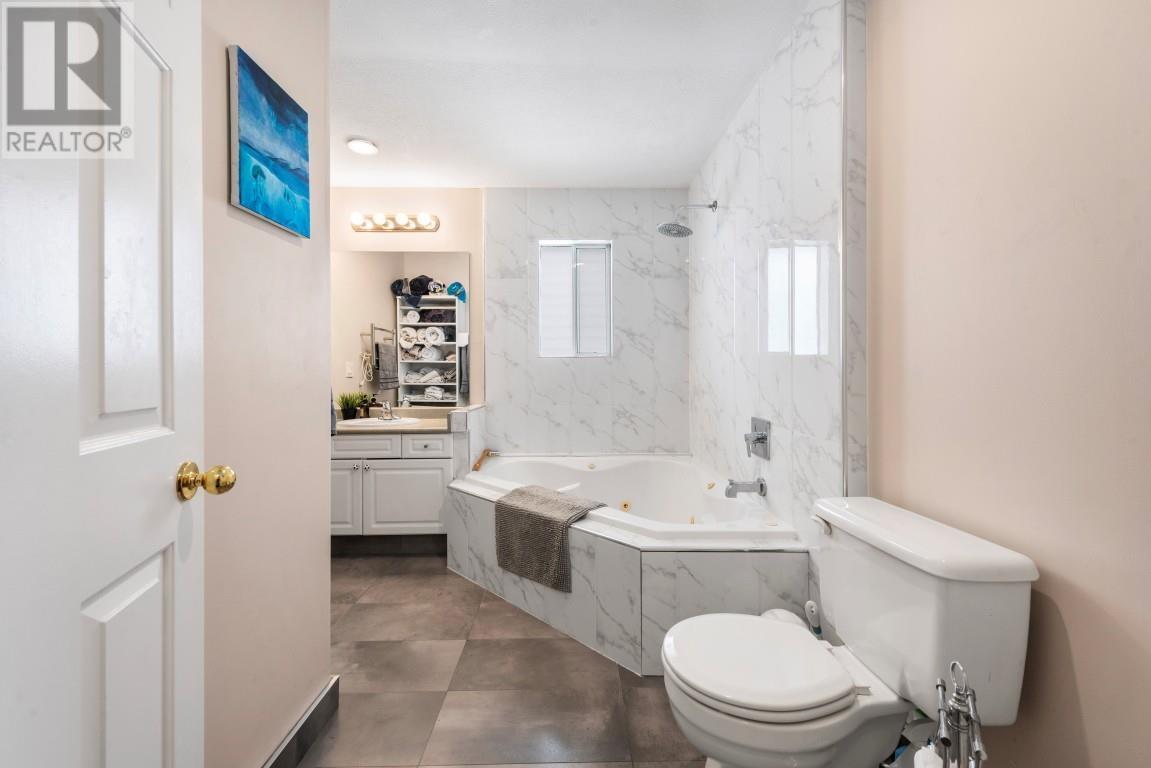 1038 WALLS AVENUE, Coquitlam