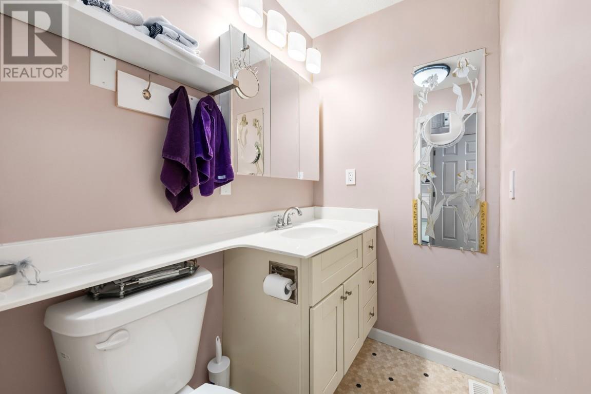 1038 WALLS AVENUE, Coquitlam