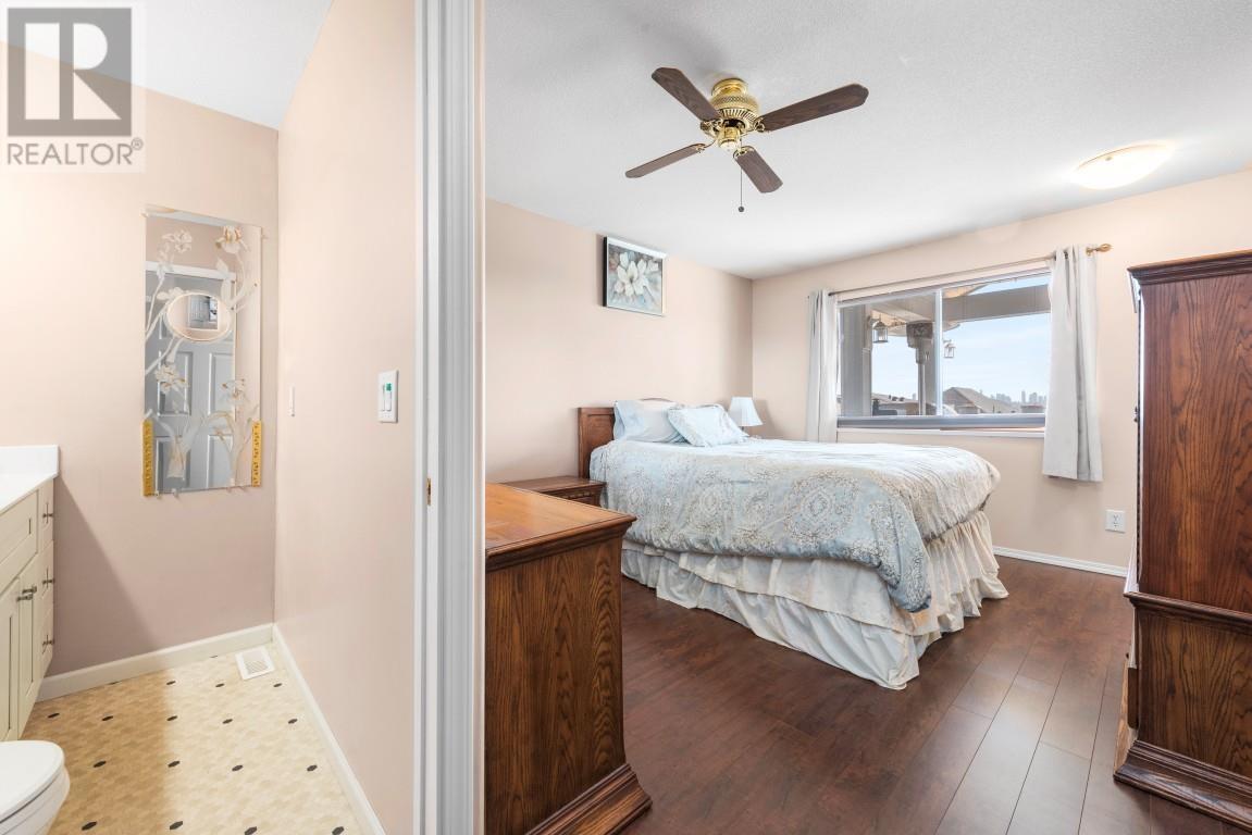 1038 WALLS AVENUE, Coquitlam