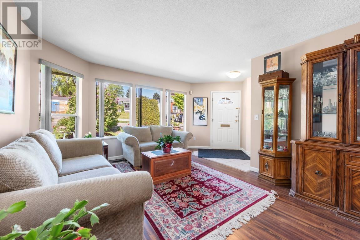1038 WALLS AVENUE, Coquitlam