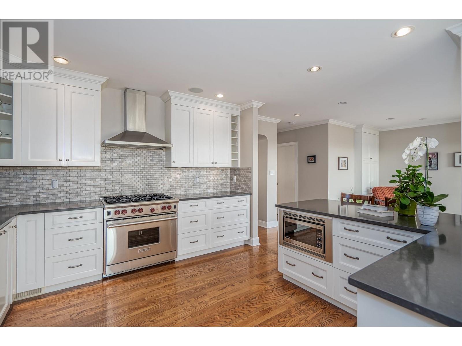 1460 NELSON AVENUE, West Vancouver