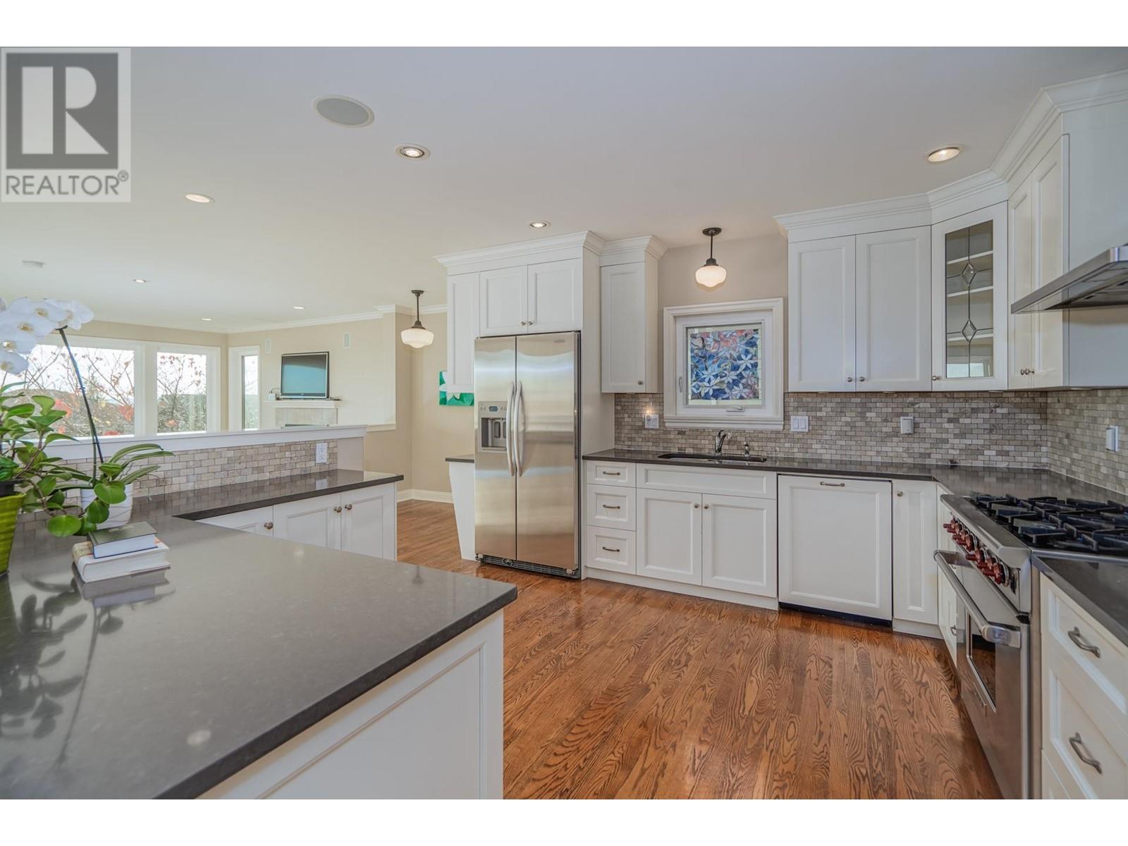 1460 NELSON AVENUE, West Vancouver
