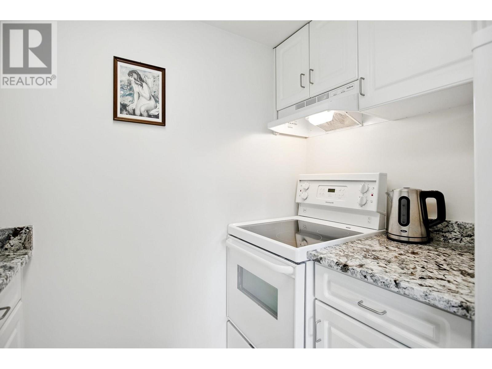 508 789 DRAKE STREET, Vancouver real estate listing R2998082
