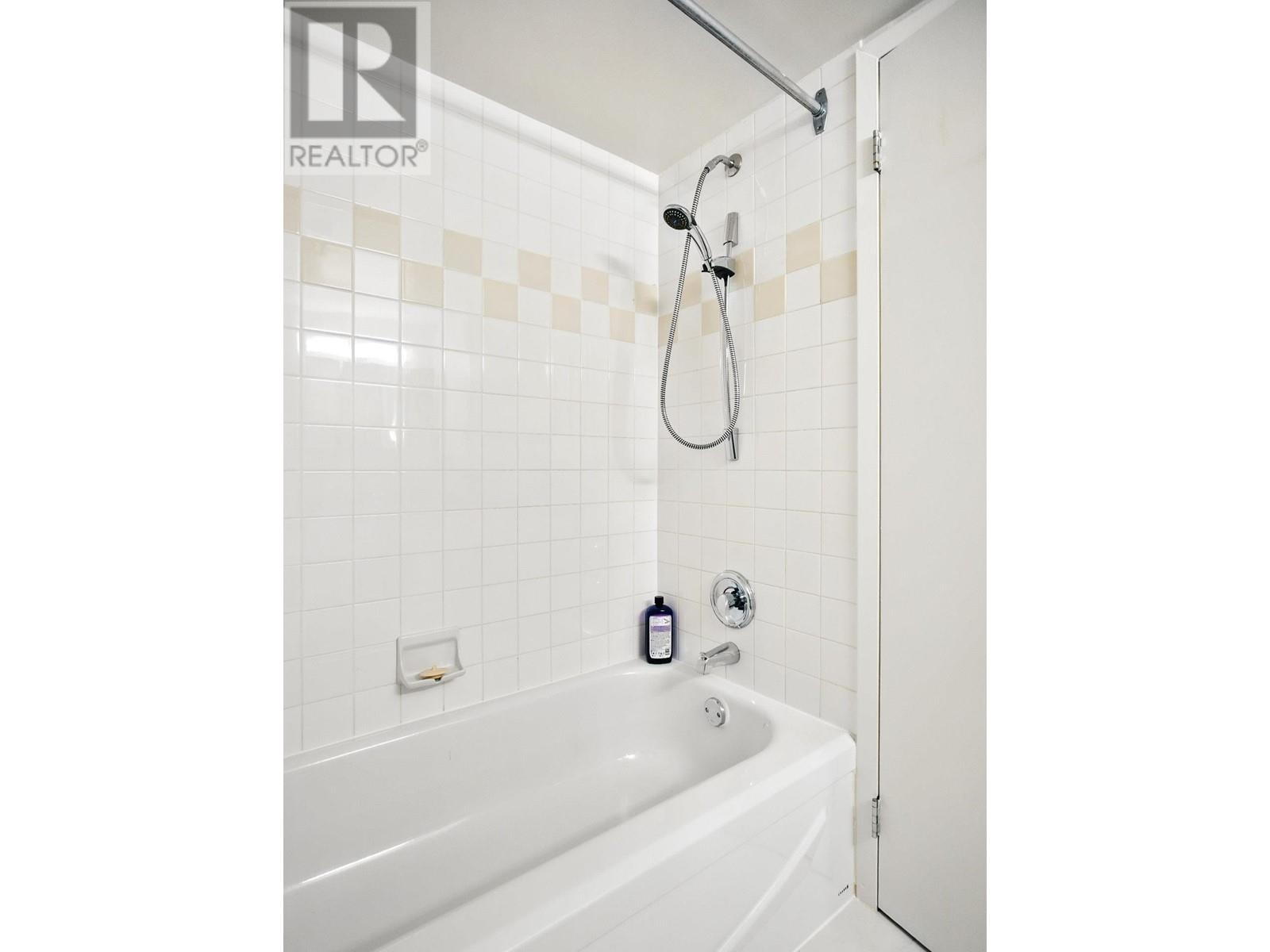 508 789 DRAKE STREET, Vancouver real estate listing R2998082