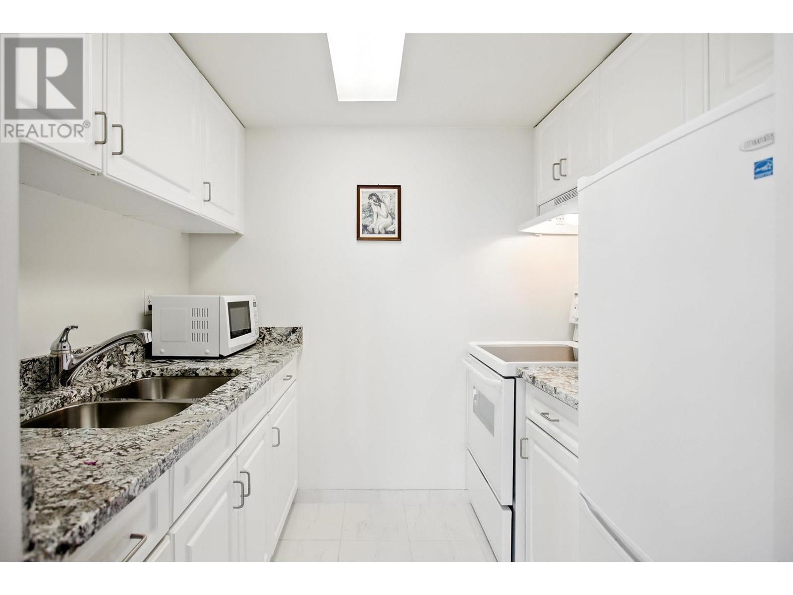 508 789 DRAKE STREET, Vancouver real estate listing R2998082