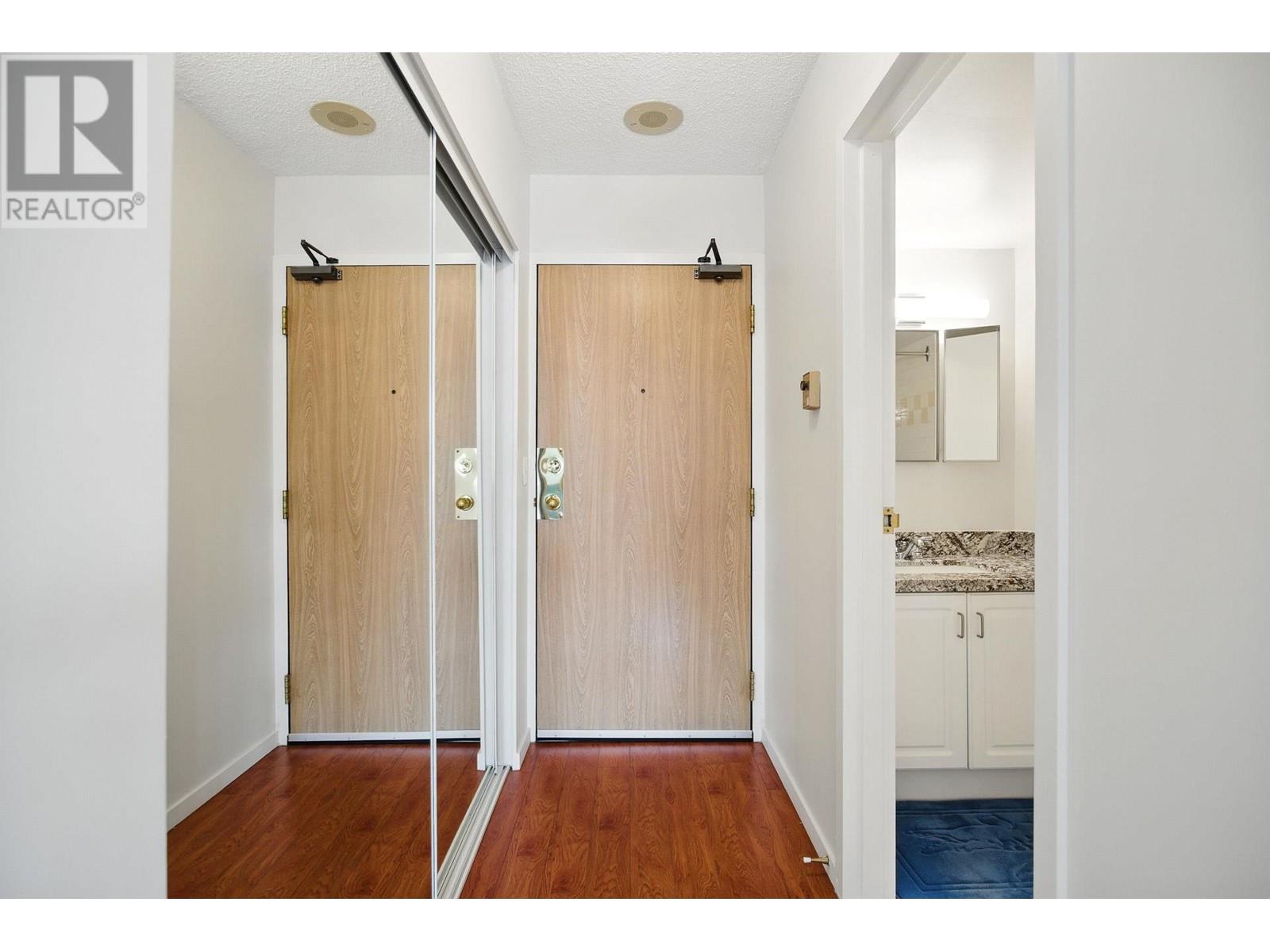 508 789 DRAKE STREET, Vancouver real estate listing R2998082