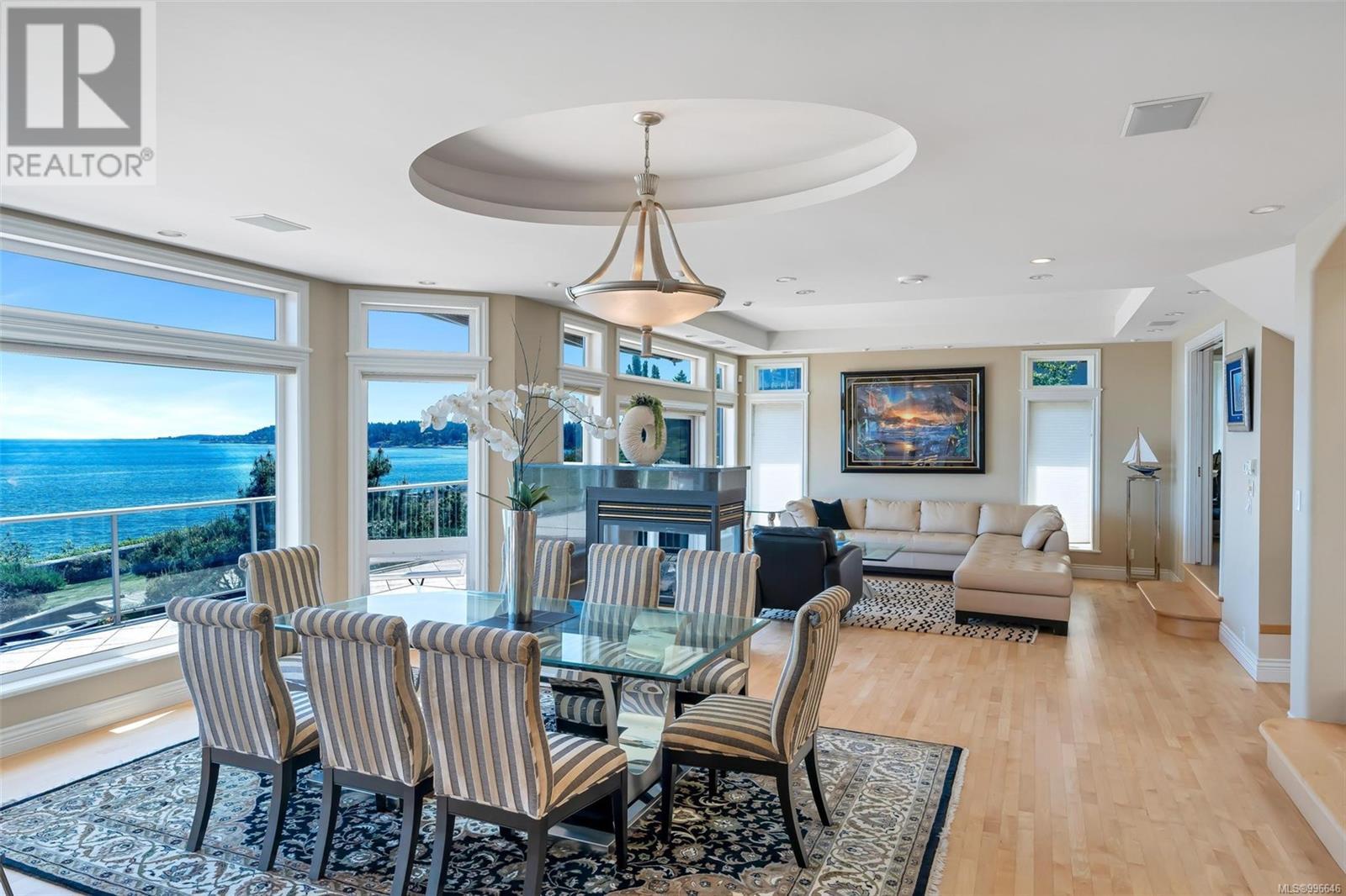  4461 Shore Way, Saanich