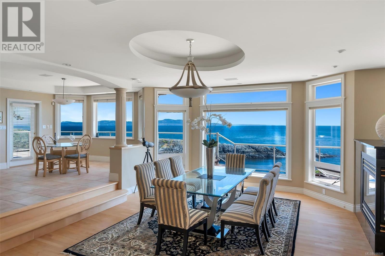  4461 Shore Way, Saanich