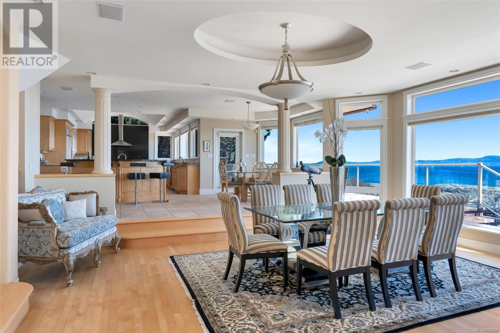  4461 Shore Way, Saanich