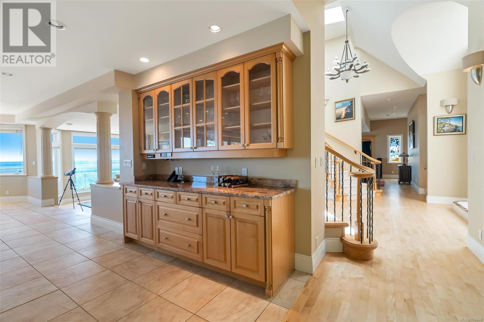  4461 Shore Way, Saanich