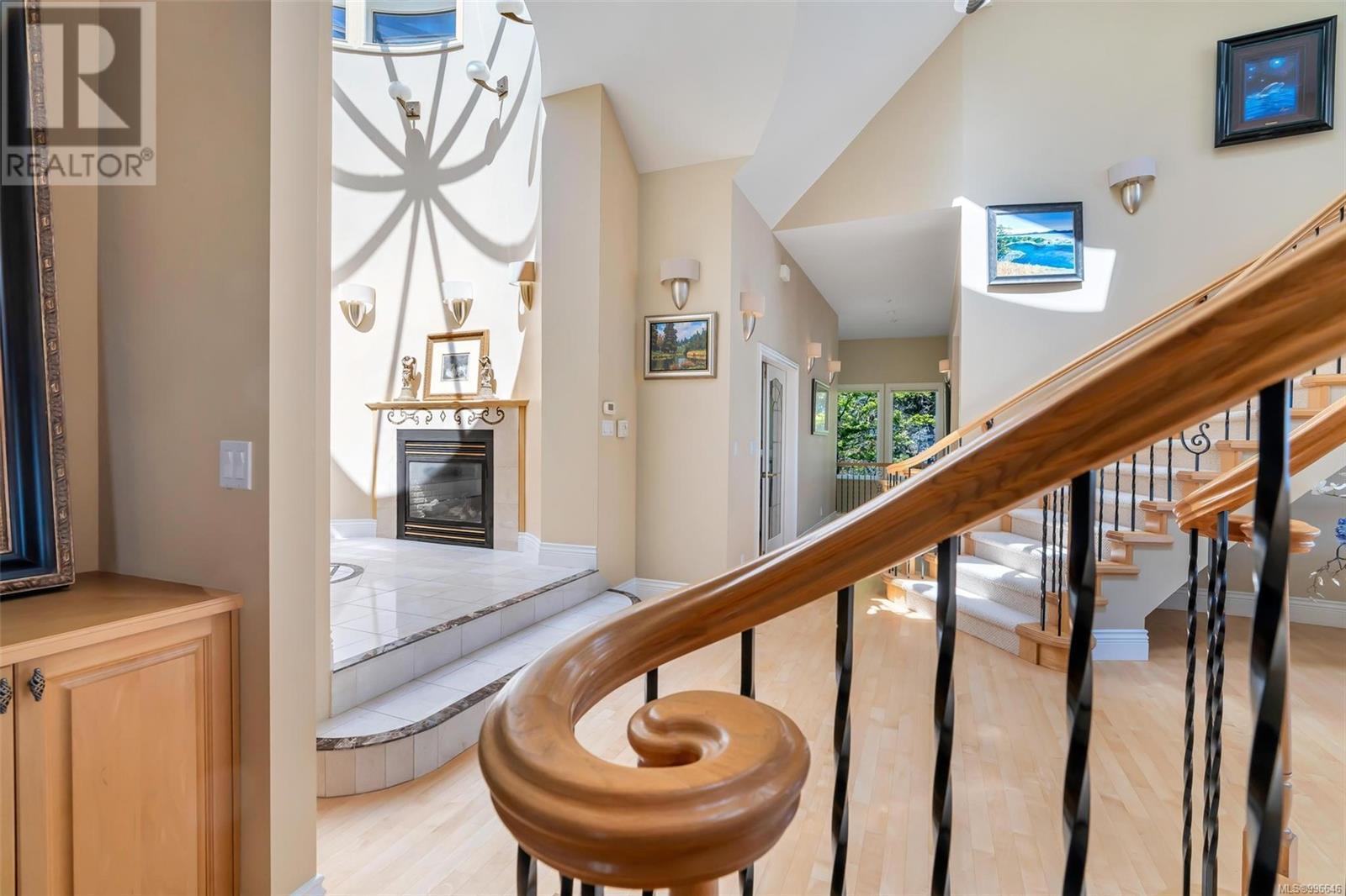  4461 Shore Way, Saanich
