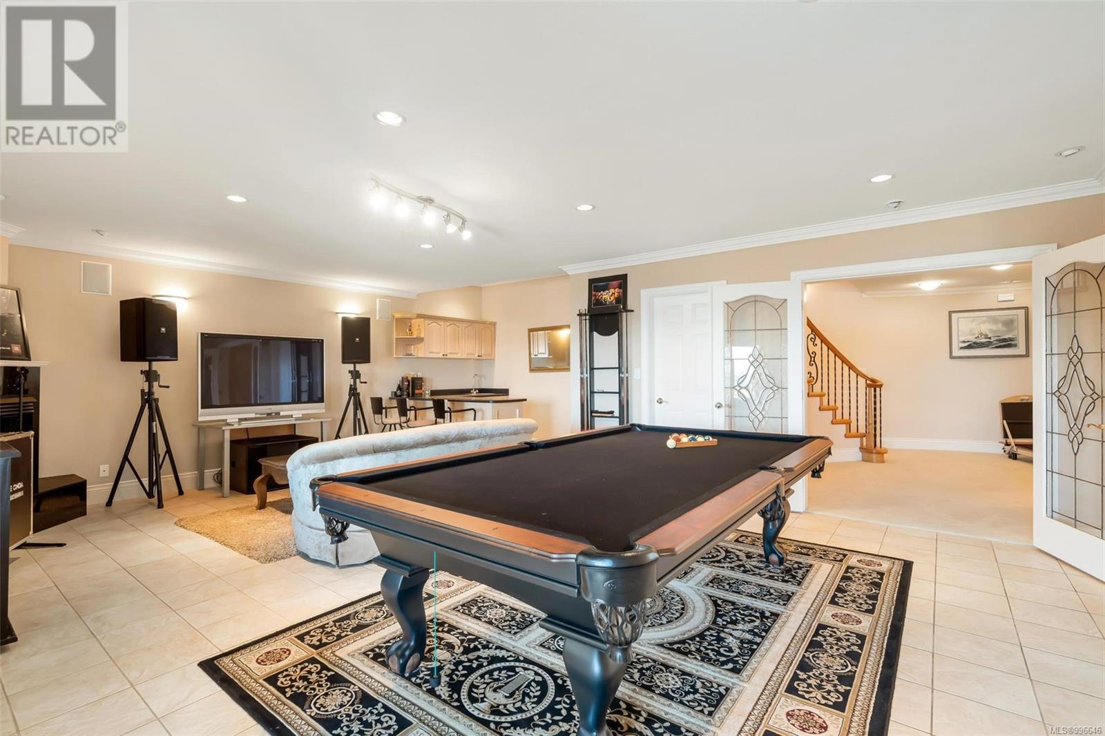  4461 Shore Way, Saanich