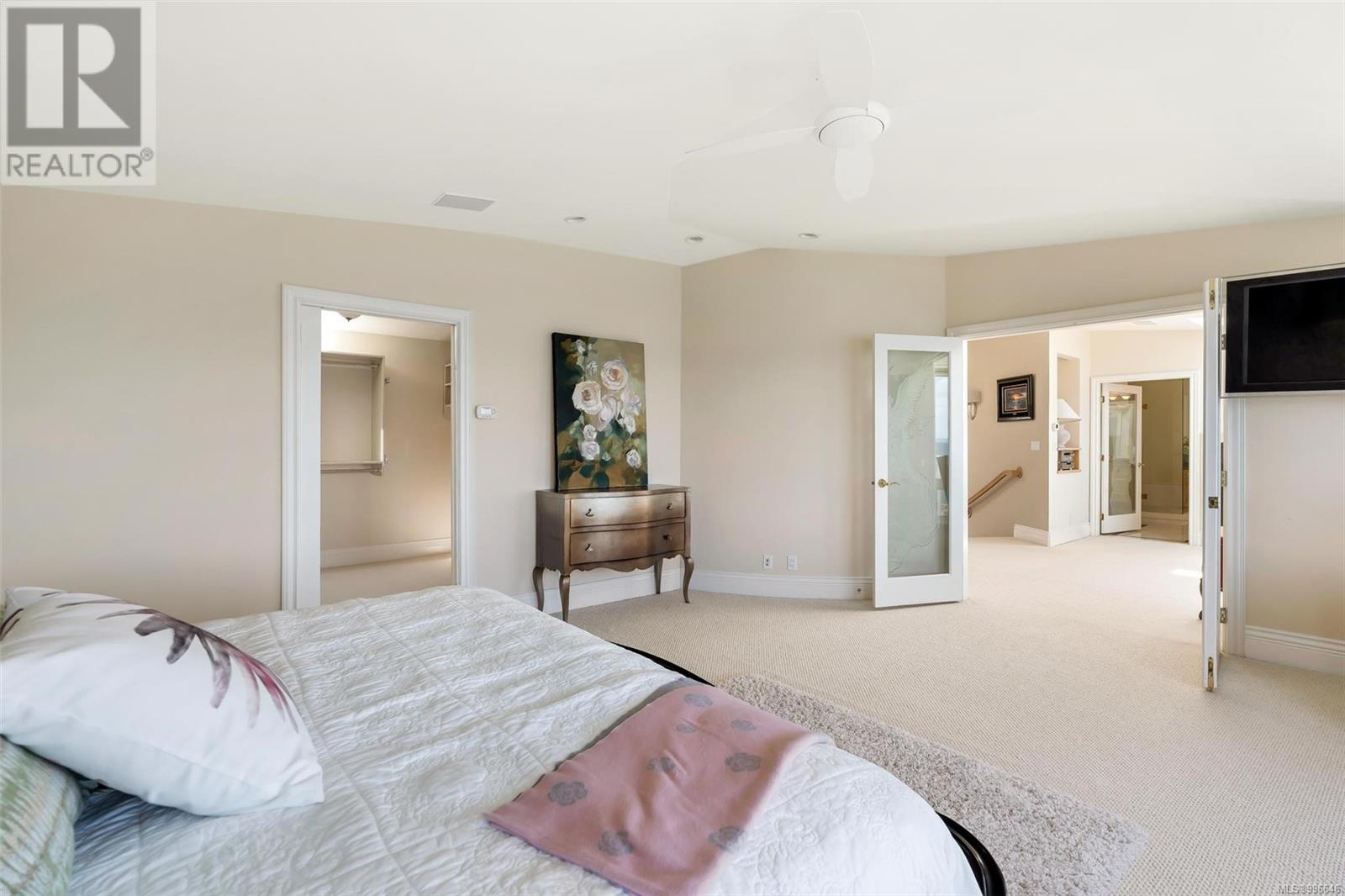  4461 Shore Way, Saanich