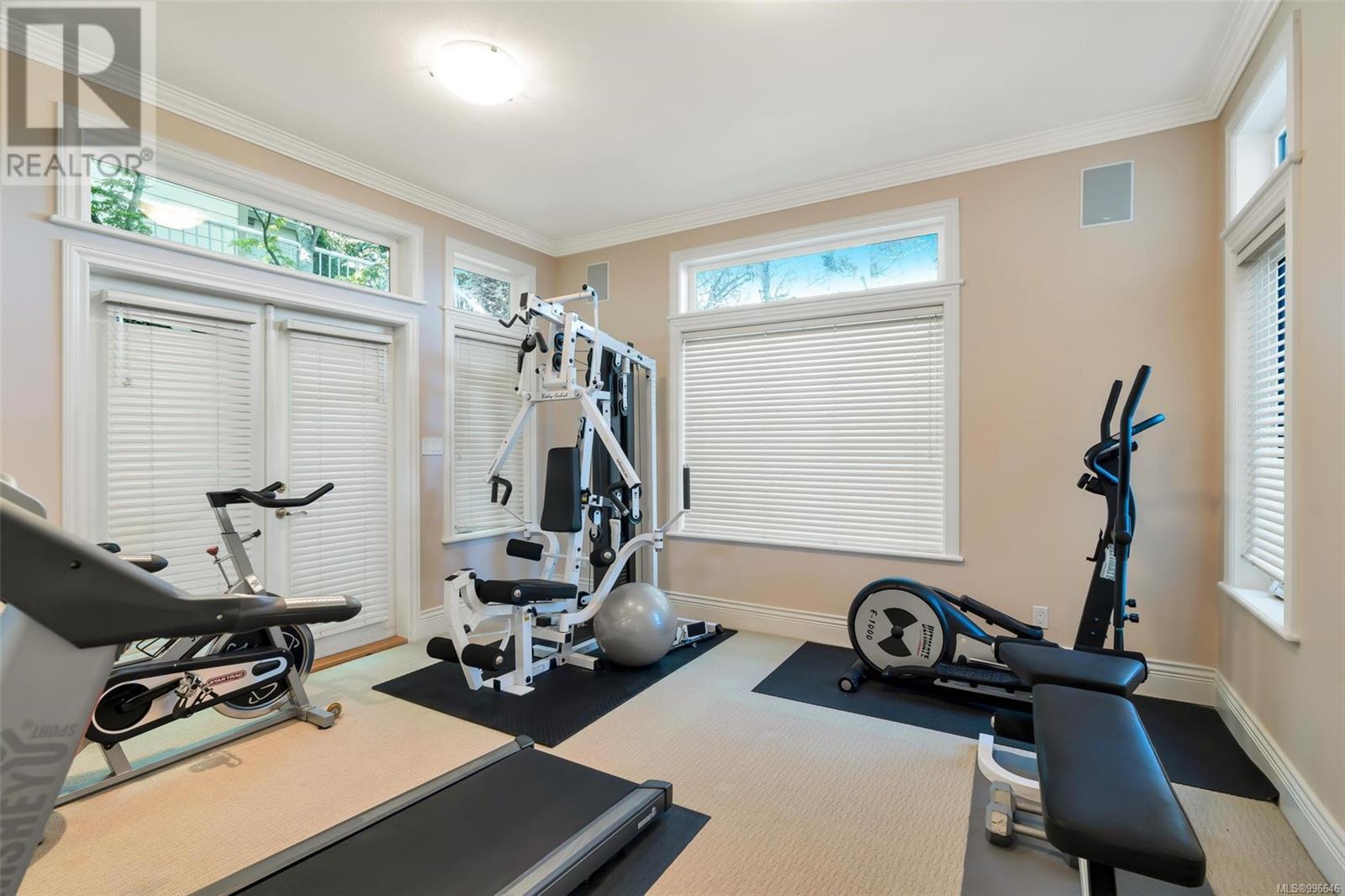  4461 Shore Way, Saanich