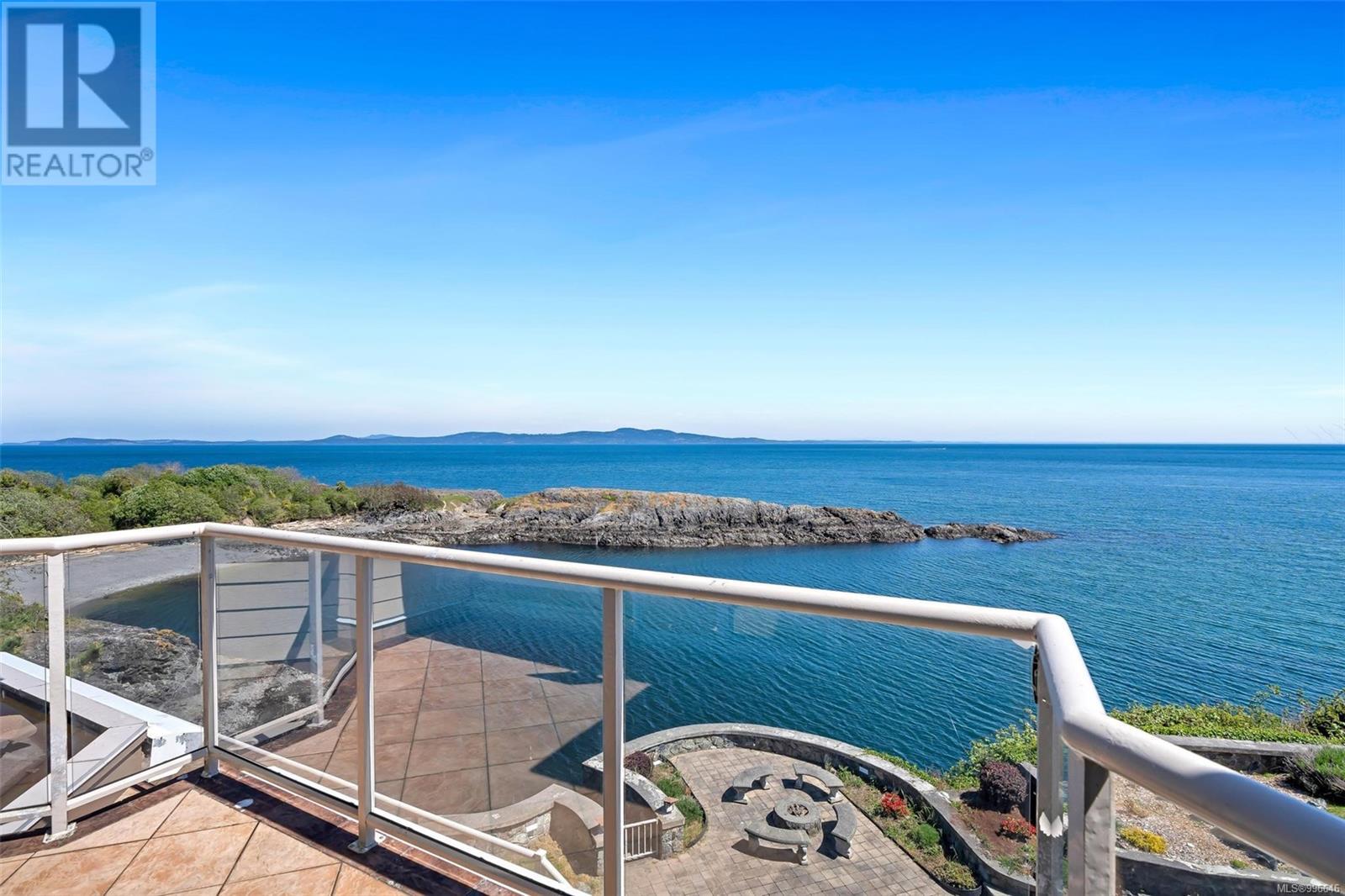  4461 Shore Way, Saanich