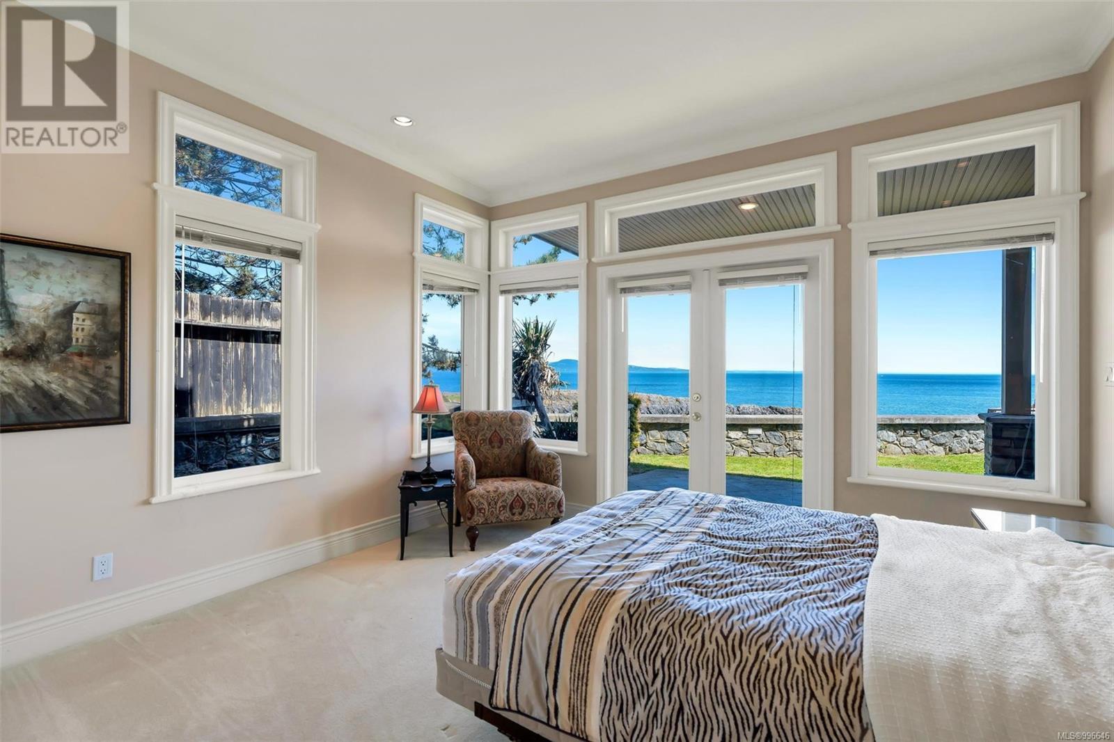  4461 Shore Way, Saanich