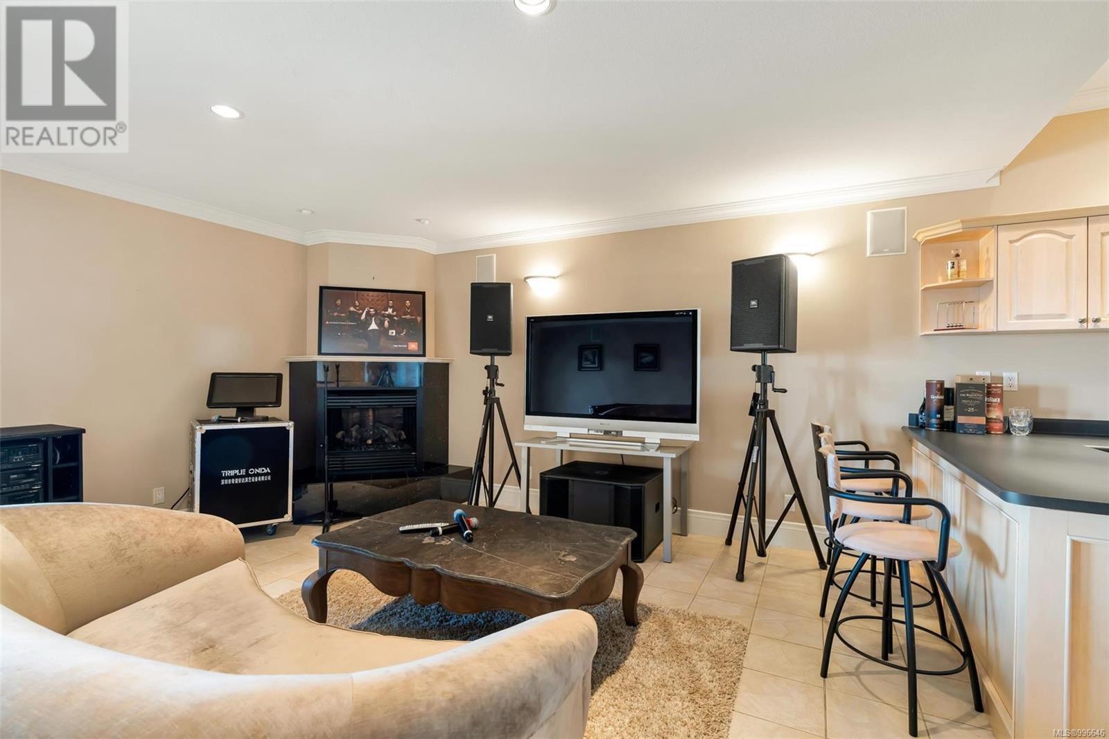  4461 Shore Way, Saanich