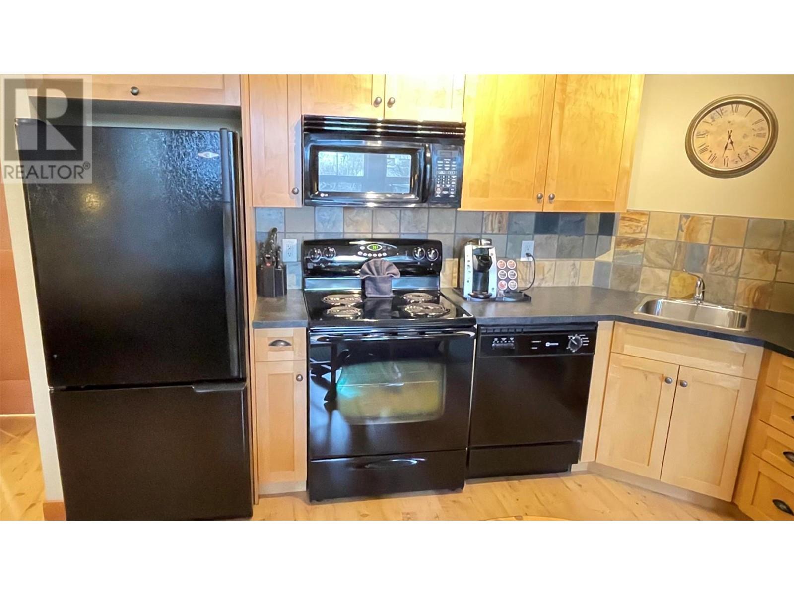 126 105 Village Centre Court, Vernon