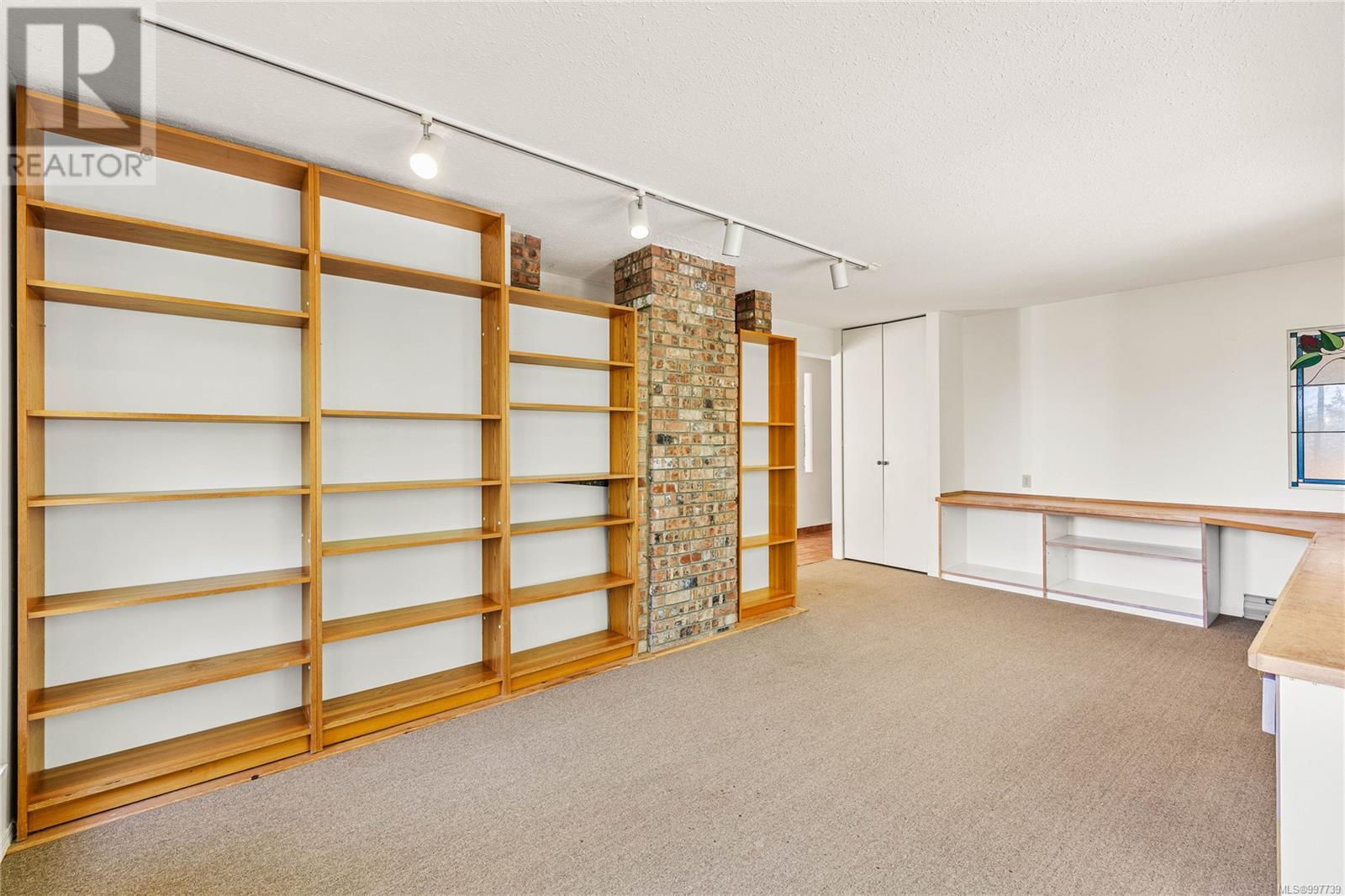  121 Carlin Avenue, Salt Spring
