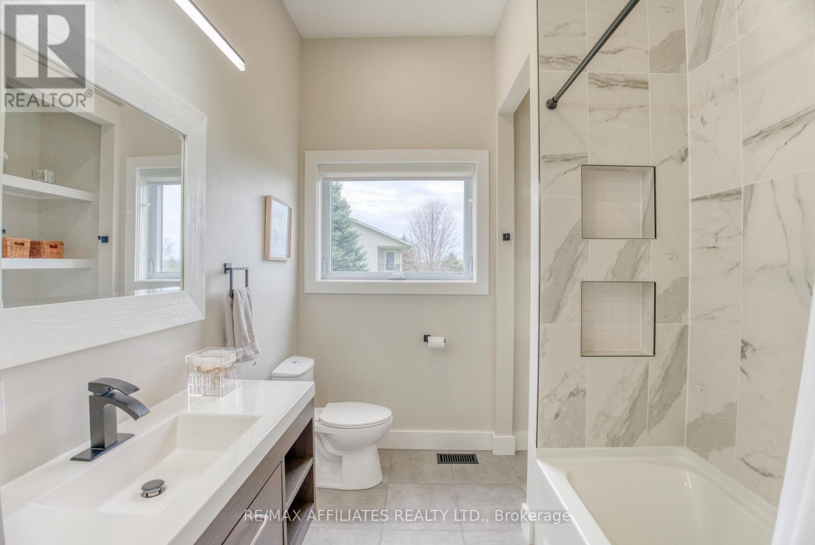 Photo 21 of 48 Trotters Lane, Rideau Lakes ON